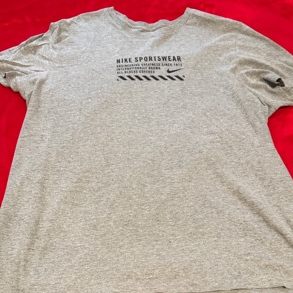 Nike Sportswear Heather Gray Men's Tee